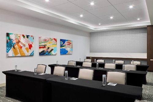 Hotel Chicago Downtown, Autograph Collection by Marriott image 38