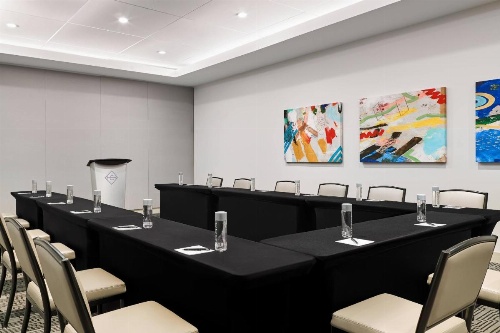 Hotel Chicago Downtown, Autograph Collection by Marriott image 39