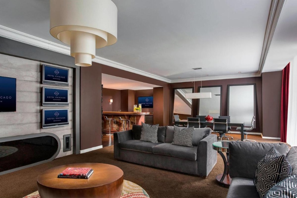 Hotel Chicago Downtown, Autograph Collection by Marriott
